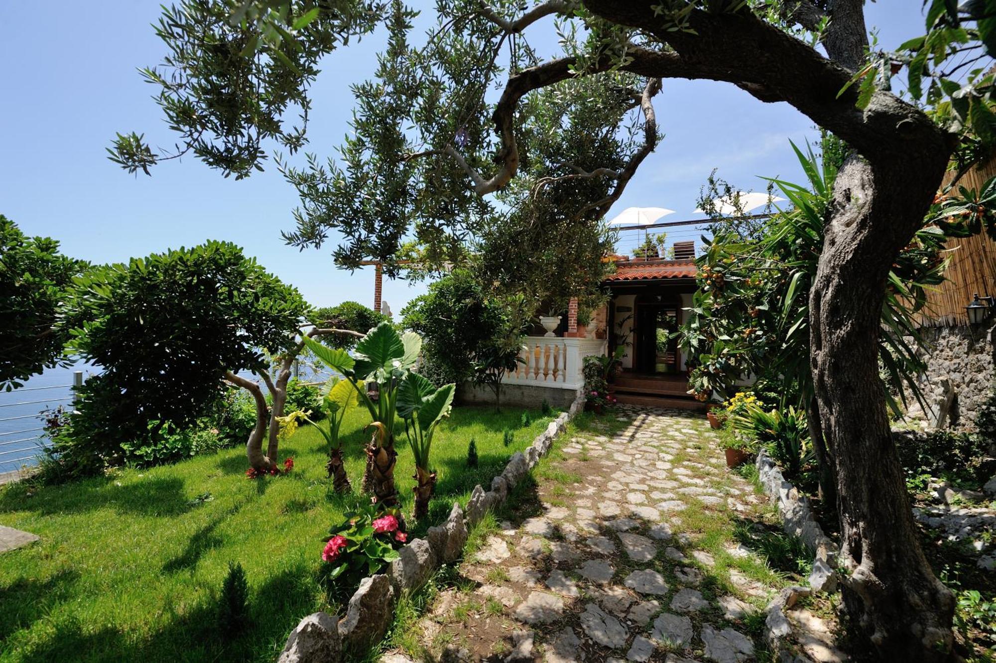 H.H.Le Palme Bed & Breakfast Amalfi Exterior photo